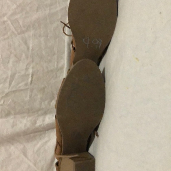 Rampage open toed booties size 7.5, Sandals - Picture 3 of 6